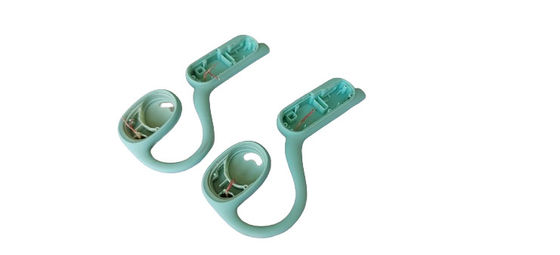 Fones de ouvido personalizados OW TWS com concha de plástico de silicone e fones de ouvido Bluetooth compostos de acessórios de silicone