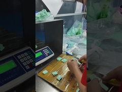 O processo de produção de brinquedos de pólo aquático de silicone reutilizáveis personalizados de verão