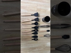 utensílios da cozinha do silicone